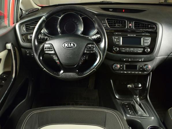 Kia Ceed II с пробегом 2014 года, цена 1 062 999 рублей, 186124 км, хэтчбек, Автокод Объявления