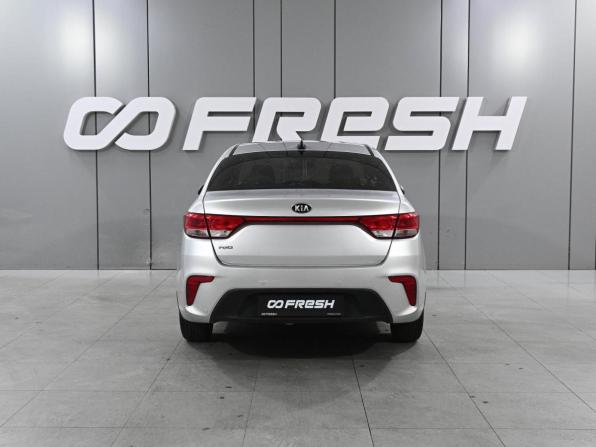 Kia Rio III Рестайлинг с пробегом 2017 года, цена 1 379 000 рублей, 130823 км, седан, Автокод Объявления