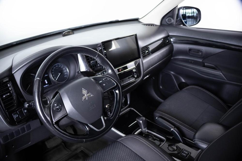 Mitsubishi Outlander III Рестайлинг 3 Пермь  - изображение 8