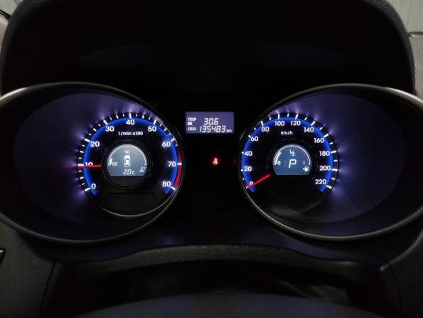 Hyundai ix35 I с пробегом 2011 года, цена 1 005 000 рублей, 135481 км, внедорожник, Автокод Объявления