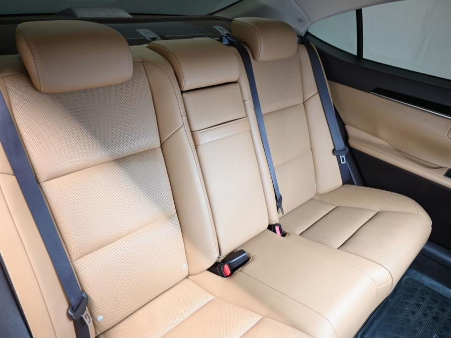 Lexus ES VI Рестайлинг Тверь  - изображение 13