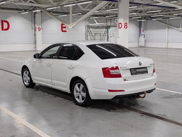 Skoda Octavia III (A7) с пробегом 2013 года, цена 620 000 рублей, 293504 км, лифтбек, Автокод Объявления