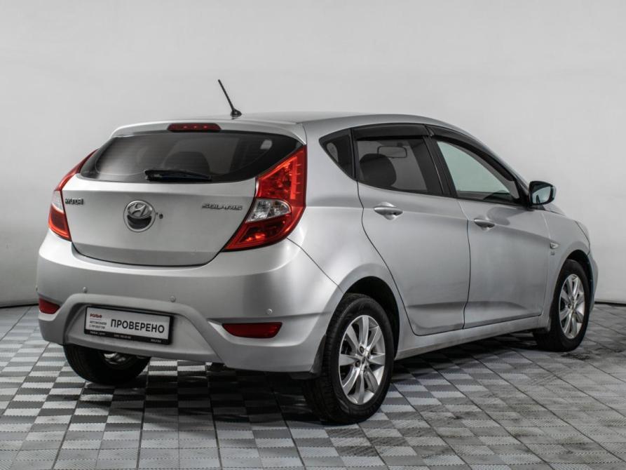 Hyundai Solaris I Москва  - изображение 6