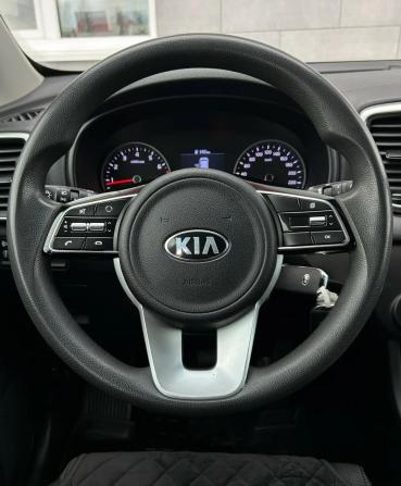 Kia Sportage IV Рестайлинг с пробегом 2020 года, цена 2 490 000 рублей, 75252 км, внедорожник, Автокод Объявления