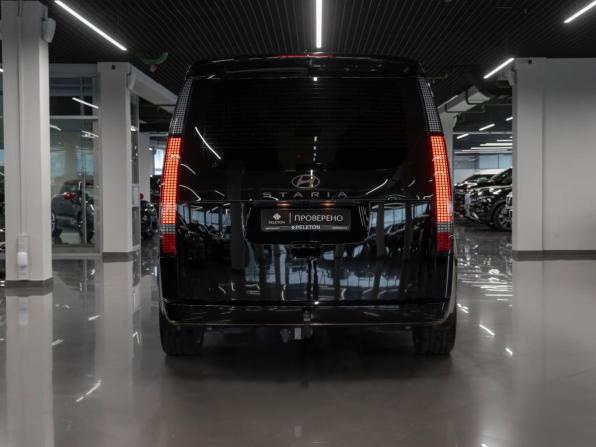 Hyundai Staria I с пробегом 2024 года, цена 6 200 000 рублей, 35945 км, минивэн, Автокод Объявления