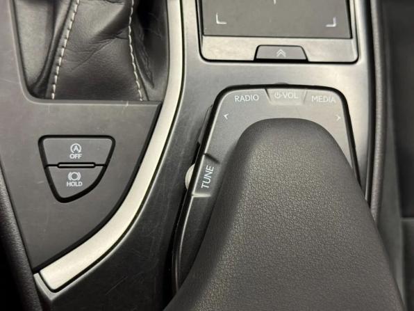Lexus UX I с пробегом 2021 года, цена 3 379 000 рублей, 32000 км, внедорожник, Автокод Объявления