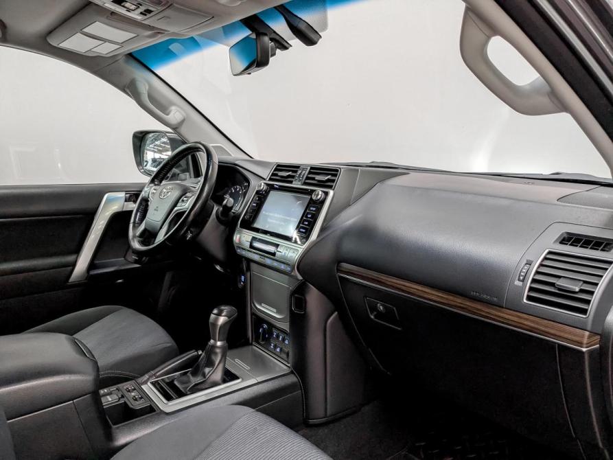 Toyota Land Cruiser Prado 150 Series Рестайлинг 2 Москва  - изображение 11