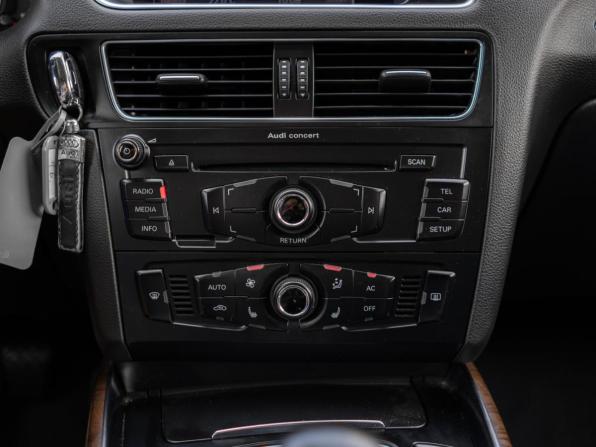Audi Q5 I (8R) с пробегом 2012 года, цена 1 949 000 рублей, 97554 км, внедорожник, Автокод Объявления