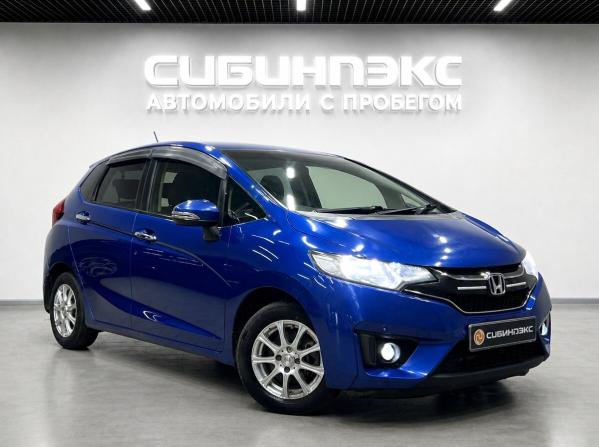 Honda Fit III с пробегом 2016 года, цена 825 000 рублей, 220958 км, хэтчбек, Автокод Объявления