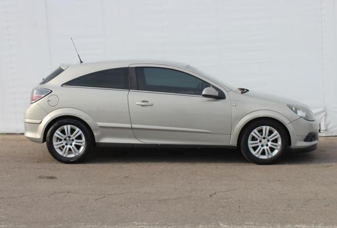 Opel Astra H Рестайлинг с пробегом 2008 года, цена 450 000 рублей, 266879 км, хэтчбек, Автокод Объявления