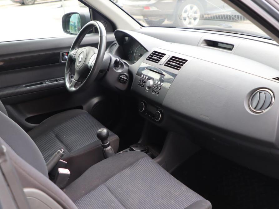 Suzuki Swift III Санкт-Петербург  - изображение 11