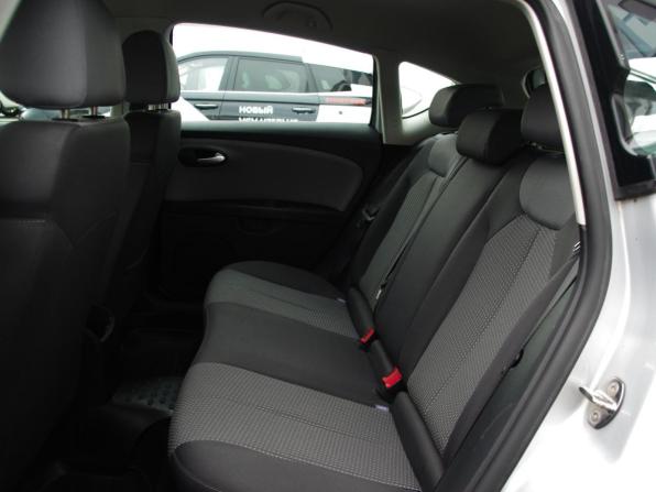 SEAT Leon II Рестайлинг с пробегом 2011 года, цена 1 069 000 рублей, 79872 км, хэтчбек, Автокод Объявления
