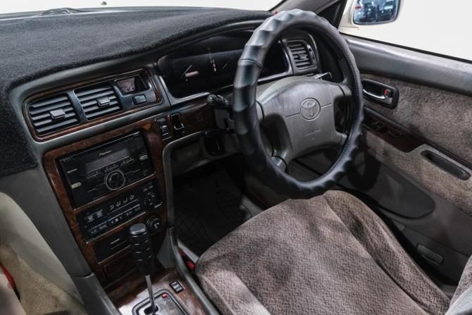 Toyota Mark II VIII (X100) с пробегом 2000 года, цена 699 000 рублей, 320000 км, седан, Автокод Объявления