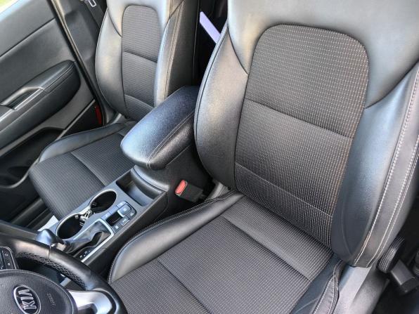 Kia Sportage IV Рестайлинг с пробегом 2018 года, цена 2 350 000 рублей, 99800 км, внедорожник, Автокод Объявления