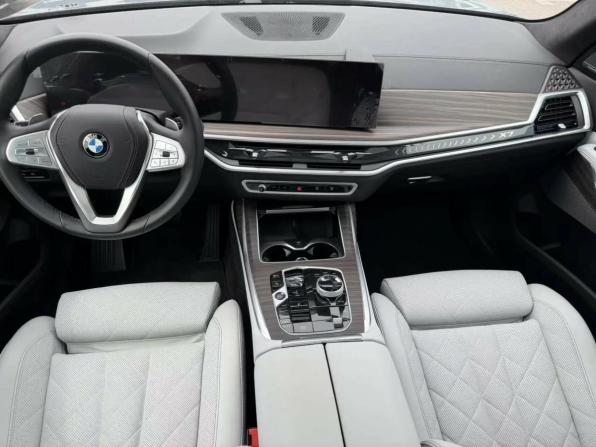 BMW X7 I (G07) Рестайлинг с пробегом 2024 года, цена 14 990 000 рублей, 890 км, внедорожник, Автокод Объявления