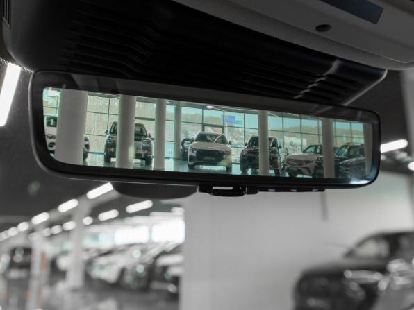 Land Rover Range Rover Evoque II Рестайлинг с пробегом 2025 года, цена 5 900 000 рублей, 50 км, внедорожник, Автокод Объявления