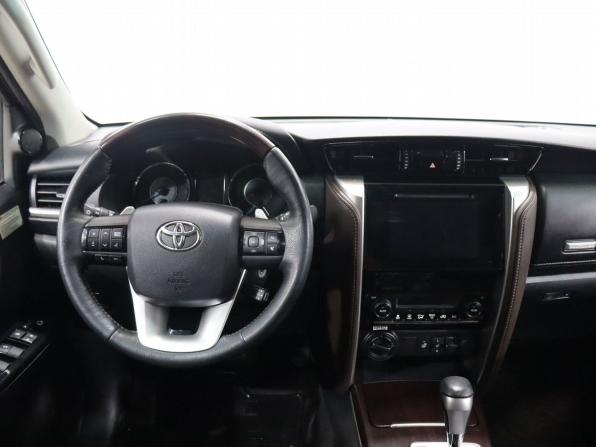 Toyota Fortuner II с пробегом 2019 года, цена 3 600 000 рублей, 95467 км, внедорожник, Автокод Объявления
