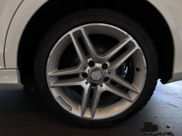 Mercedes-Benz C-Класс III (W204) Рестайлинг с пробегом 2011 года, цена 1 500 000 рублей, 142550 км, седан, Автокод Объявления