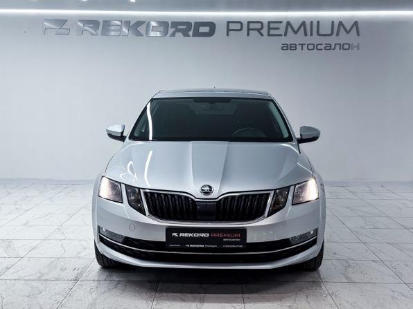 Skoda Octavia III (A7) Рестайлинг с пробегом 2018 года, цена 1 950 000 рублей, 133947 км, лифтбек, Автокод Объявления