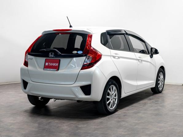 Honda Fit III с пробегом 2016 года, цена 995 000 рублей, 141366 км, хэтчбек, Автокод Объявления