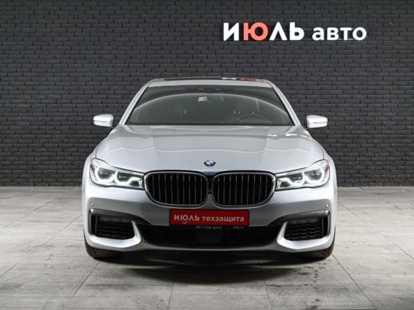 BMW 7 серии VI (G11/G12) с пробегом 2017 года, цена 2 900 000 рублей, 174916 км, седан, Автокод Объявления