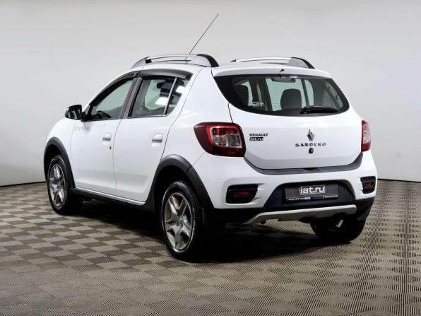 Renault Sandero II Рестайлинг с пробегом 2018 года, цена 1 048 000 рублей, 135454 км, хэтчбек, Автокод Объявления