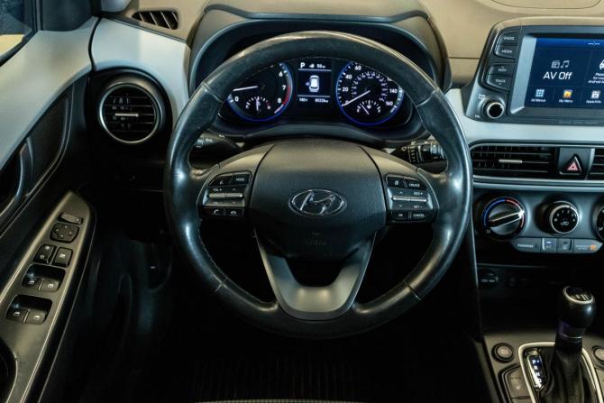 Hyundai Kona I с пробегом 2018 года, цена 1 879 000 рублей, 80226 км, внедорожник, Автокод Объявления