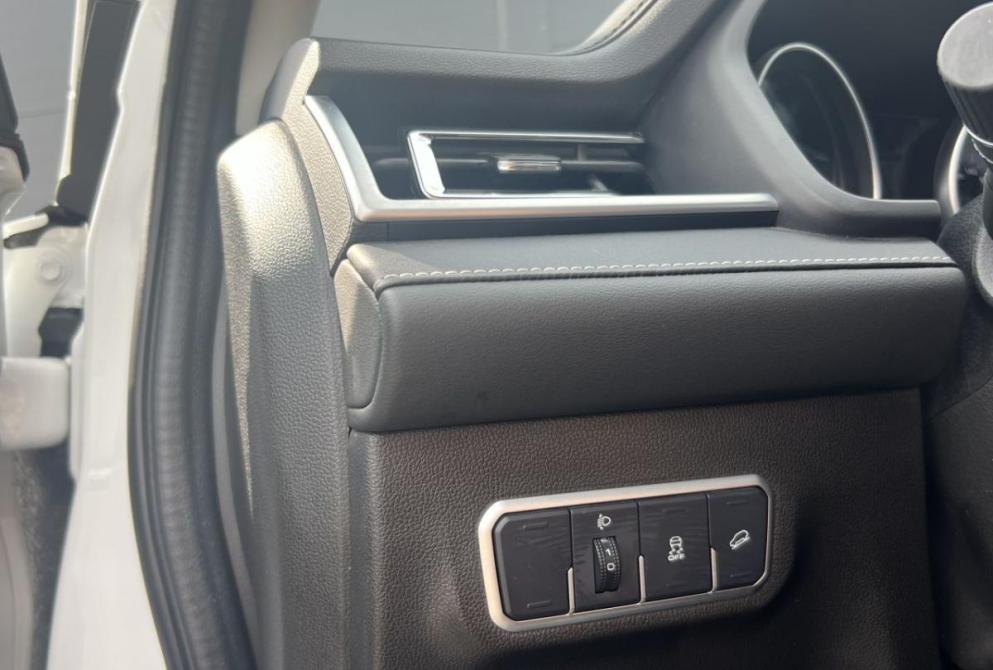 Haval M6 II Красноярск  - изображение 19