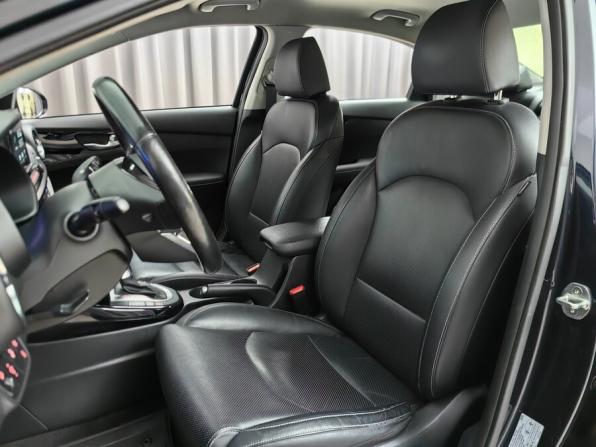 Kia Cerato IV с пробегом 2019 года, цена 1 775 000 рублей, 150000 км, седан, Автокод Объявления