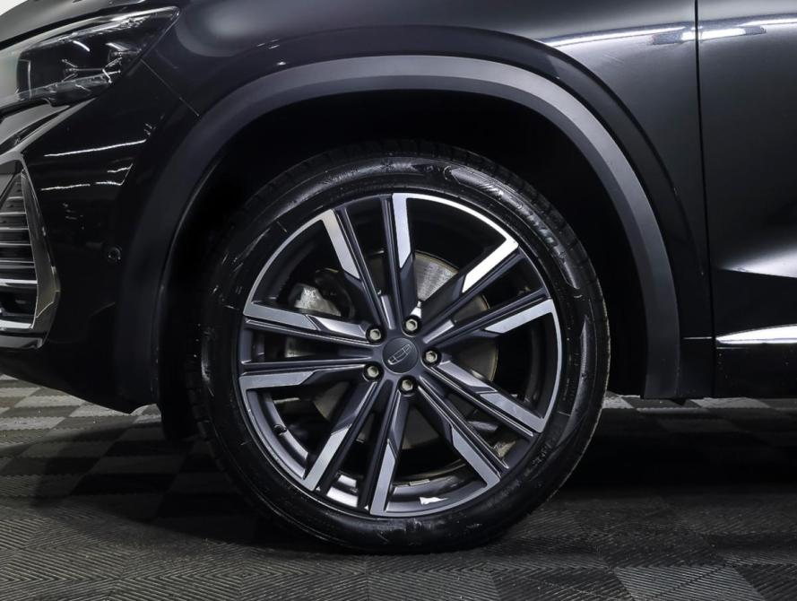 Geely Monjaro I Москва  - изображение 25