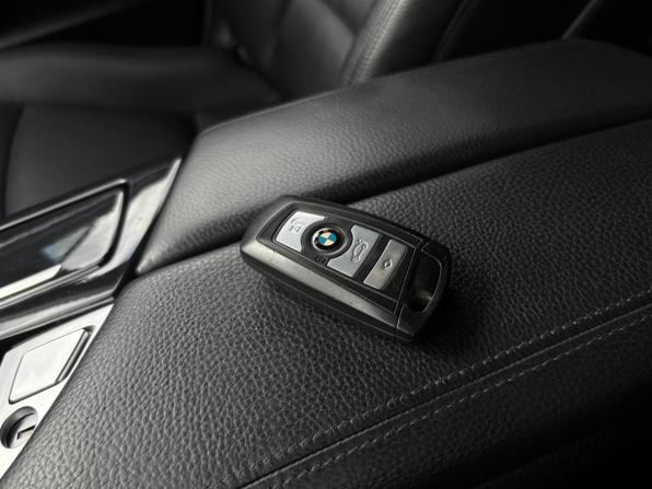 BMW 5 серии VI (F10/F11/F07) с пробегом 2013 года, цена 1 701 000 рублей, 259279 км, седан, Автокод Объявления