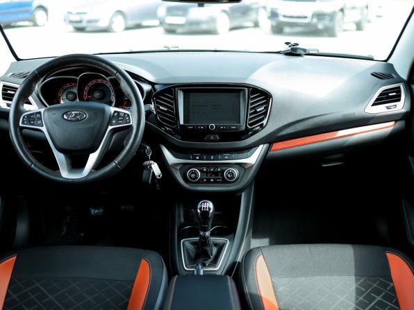 Lada (ВАЗ) Vesta I с пробегом 2021 года, цена 1 299 000 рублей, 98100 км, универсал, Автокод Объявления