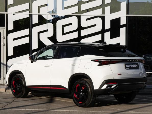 Omoda C5 I с пробегом 2024 года, цена 1 990 000 рублей, 14436 км, внедорожник, Автокод Объявления