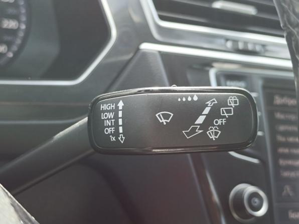 Volkswagen Tiguan II с пробегом 2017 года, цена 2 350 000 рублей, 132771 км, внедорожник, Автокод Объявления