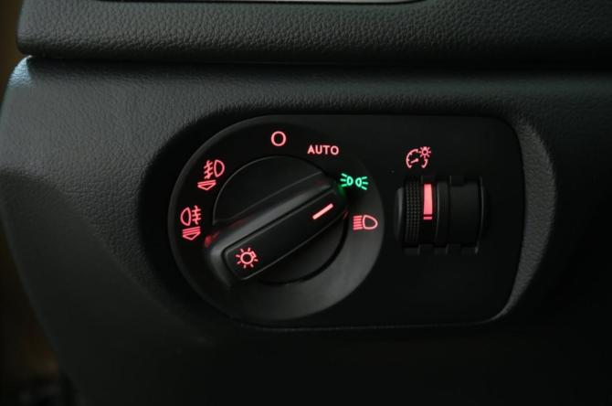 Audi Q3 I (8U) с пробегом 2013 года, цена 1 449 000 рублей, 273000 км, внедорожник, Автокод Объявления