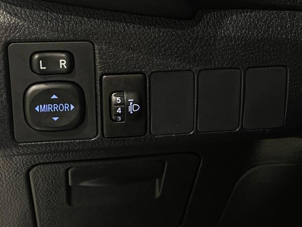 Toyota Corolla XI (E160 E170 E180) с пробегом 2013 года, цена 1 198 000 рублей, 134406 км, седан, Автокод Объявления