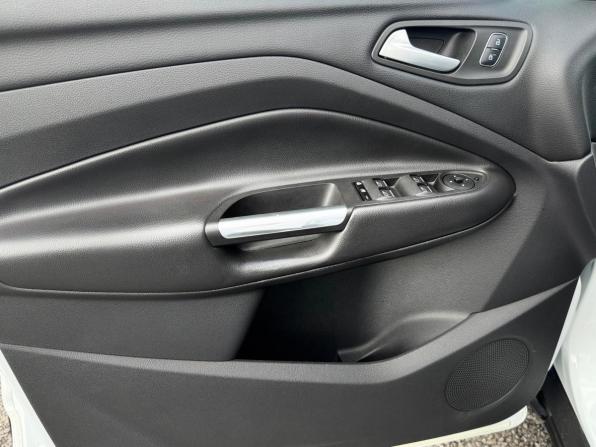 Ford Kuga II Рестайлинг с пробегом 2017 года, цена 1 598 000 рублей, 150162 км, внедорожник, Автокод Объявления