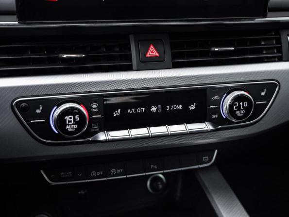 Audi A4 V (B9) Рестайлинг с пробегом 2020 года, цена 3 199 000 рублей, 109488 км, седан, Автокод Объявления