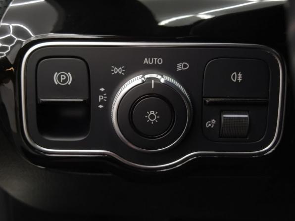 Mercedes-Benz A-Класс IV (W177) с пробегом 2019 года, цена 2 349 000 рублей, 50654 км, хэтчбек, Автокод Объявления