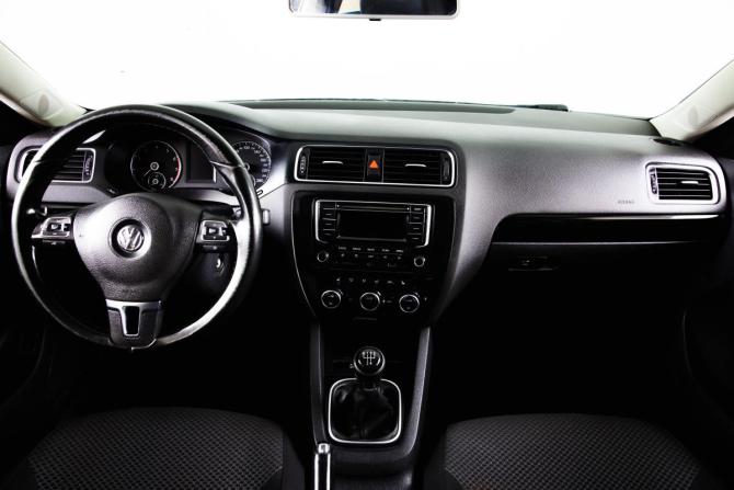 Volkswagen Jetta VI с пробегом 2013 года, цена 949 000 рублей, 253133 км, седан, Автокод Объявления