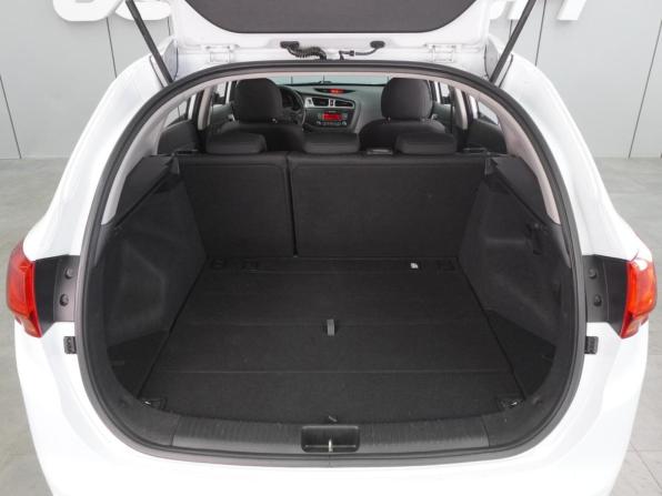 Kia Ceed II с пробегом 2013 года, цена 973 000 рублей, 204775 км, универсал, Автокод Объявления