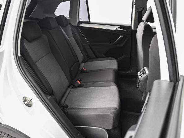 Volkswagen Tiguan II Рестайлинг с пробегом 2021 года, цена 2 374 000 рублей, 109571 км, внедорожник, Автокод Объявления