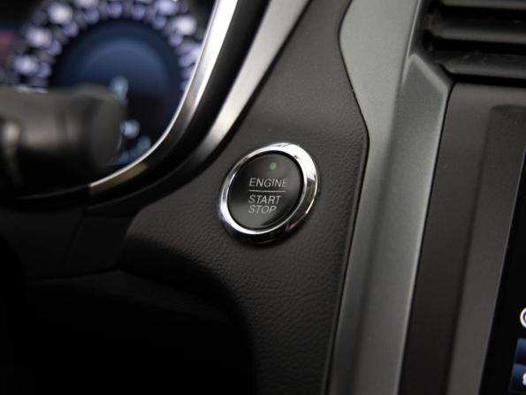 Ford Mondeo V с пробегом 2015 года, цена 1 449 000 рублей, 146155 км, седан, Автокод Объявления