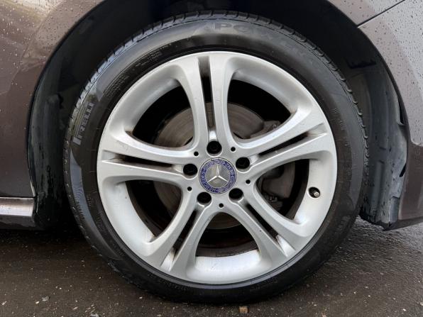 Mercedes-Benz A-Класс III (W176) с пробегом 2015 года, цена 1 195 000 рублей, 218189 км, хэтчбек, Автокод Объявления