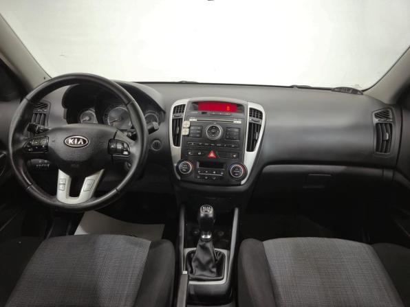 Kia Ceed I с пробегом 2010 года, цена 640 000 рублей, 179999 км, хэтчбек, Автокод Объявления