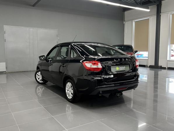 Lada (ВАЗ) Granta I Рестайлинг с пробегом 2022 года, цена 845 000 рублей, 42878 км, лифтбек, Автокод Объявления