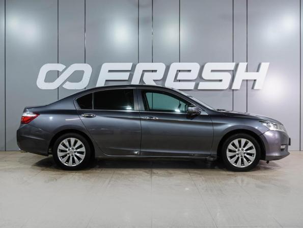 Honda Accord IX с пробегом 2013 года, цена 1 359 000 рублей, 241095 км, седан, Автокод Объявления