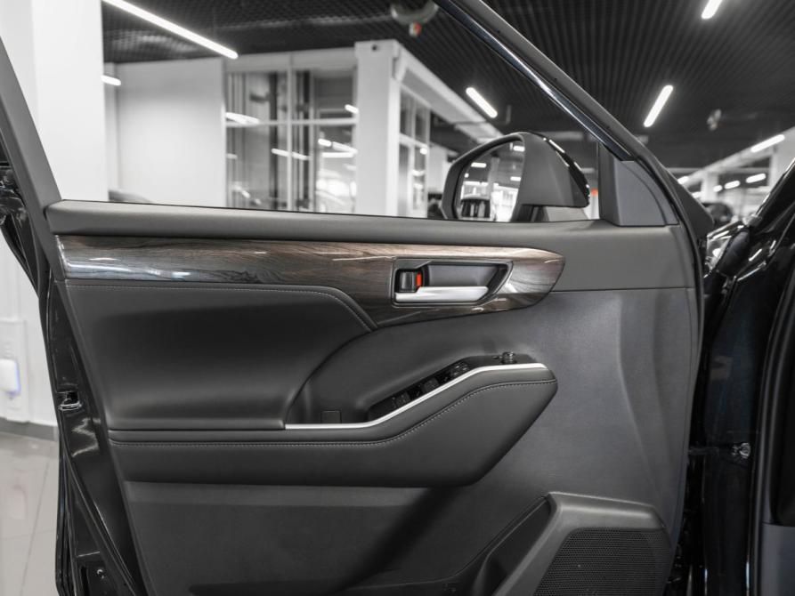Toyota Highlander IV (XU70) Москва  - изображение 18