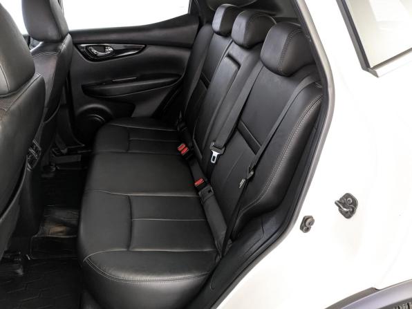 Nissan Qashqai II с пробегом 2018 года, цена 1 920 000 рублей, 109956 км, внедорожник, Автокод Объявления