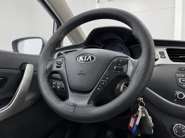 Kia Ceed II с пробегом 2013 года, цена 869 000 рублей, 187339 км, универсал, Автокод Объявления